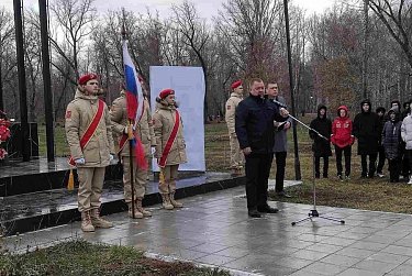 Памятник героям-землякам